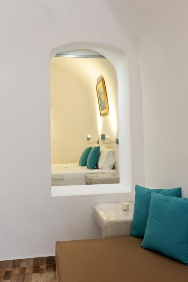 Church And Cave - Santorini Private Residences เมซาเรีย ภายนอก รูปภาพ
