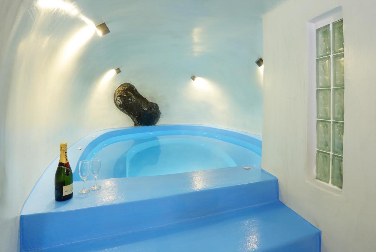 Church And Cave - Santorini Private Residences เมซาเรีย ภายนอก รูปภาพ