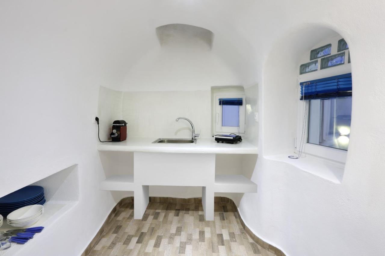 Church And Cave - Santorini Private Residences เมซาเรีย ภายนอก รูปภาพ