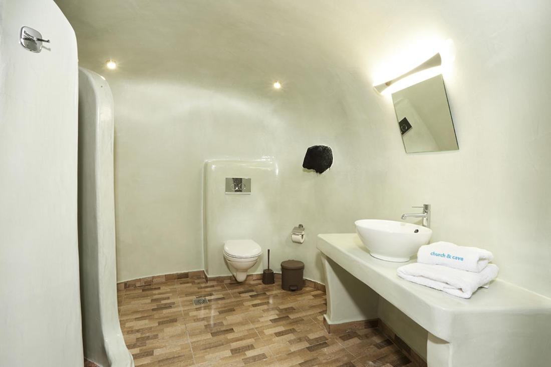 Church And Cave - Santorini Private Residences เมซาเรีย ภายนอก รูปภาพ